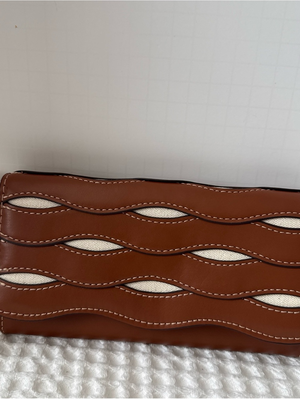 Free Assembly Women’s Avery Cut Out Clutch Wallet, Cognac Brown and Cream.